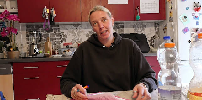 13:55: Hartz und herzlich - Tag für Tag Benz-Baracken | RTL 2 | 2/26 2026