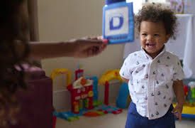 Det första året: Första orden