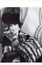 Florence Vidor as 