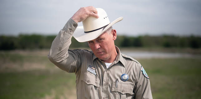 22:00: Lone Star Law (S6 E4) (S6) | Animal Planet | 3/16 2026