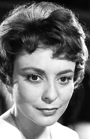Helle Virkner as 