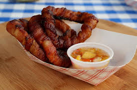 Carnival Cravings with Anthony Anderson Season 1: Deep-Fried Rockies