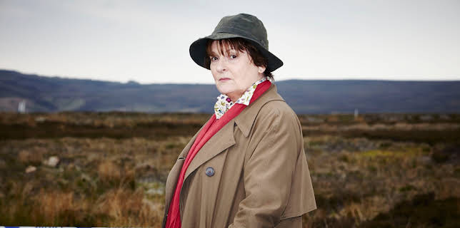 23:30: Vera (S6 E1) (S6) | VOX | 1/2 2026