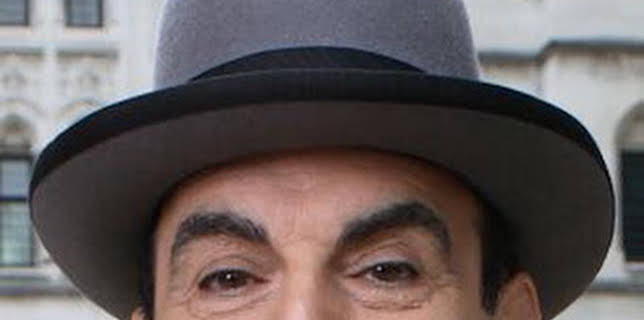 15:15: Agatha Christie: Poirot (T1): Ep.5 El apartamento del tercer piso | Paramount Channel | 12/5 2025