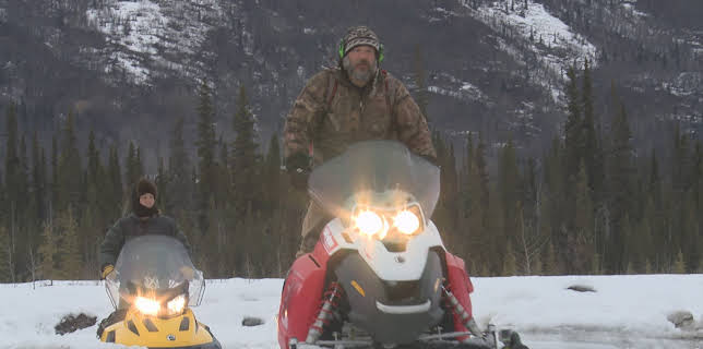 03:45: Edge of Alaska (S2 E4) (S2) | Animal Planet | 1/31 2026