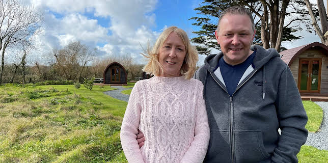 5:00 PM: Four in a Bed | 4 Seven | 12/21 2025