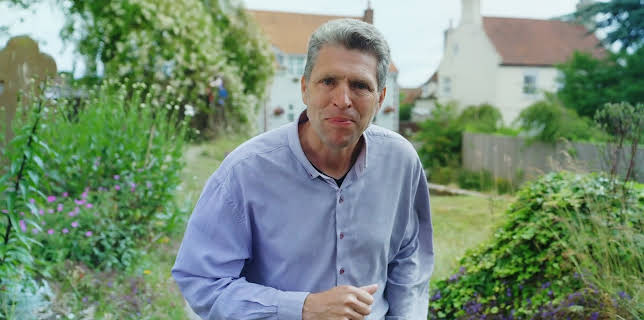 7:35 AM: Villages By The Sea (S3 E5) (S3) | Yesterday | 12/9 2025