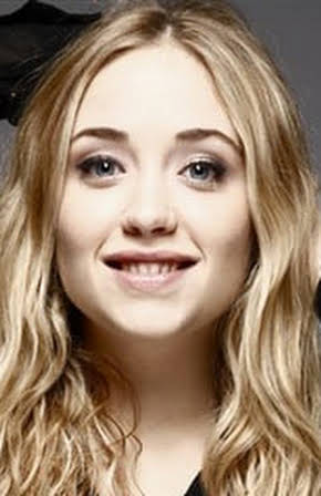 Lilly-Fleur Pointeaux as 