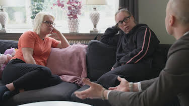 18:00: Lyxfällan (S32 E7) (S32) | TV3 | 5/19 2026