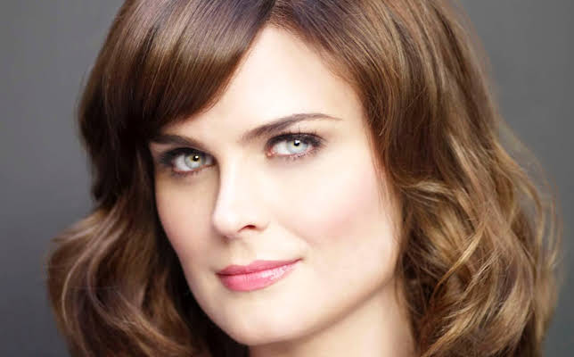 Emily Deschanel