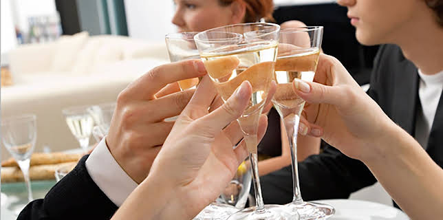 5:40 PM: Come Dine with Me | More 4 | 11/2 2025