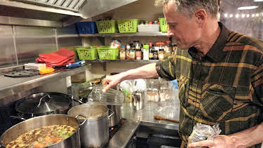 08:00: Guddommelig mat: Barmhjertighet i suppegryta | NRK 2 | 4/6 2026