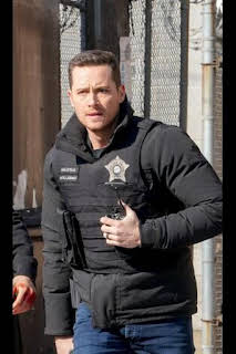 02:13: Chicago P.D. (T9): Ep.18 Nueva guardia | Calle 13 | 7/25 2026