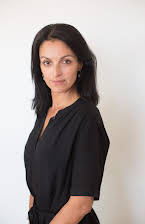 Siv Rajendram Eliassen som Producer