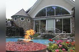 Million Dollar Rooms, Season 1: Texas Two-Story Closet