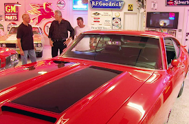 Desert Car Kings: De unge mod de gamle