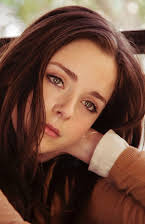 Madison Davenport como 