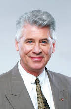Barry Bostwick como 