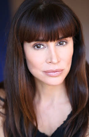 Darcy DeMoss as 