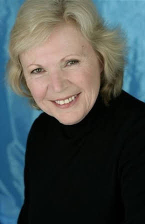 Marilyn Chris as 
