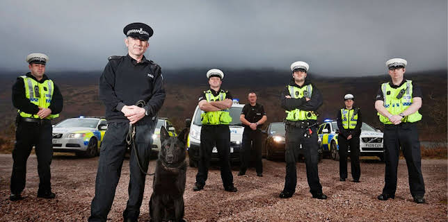 2:00 PM: Police Interceptors (S5 E5) (S5) | Paramount | 12/13 2025