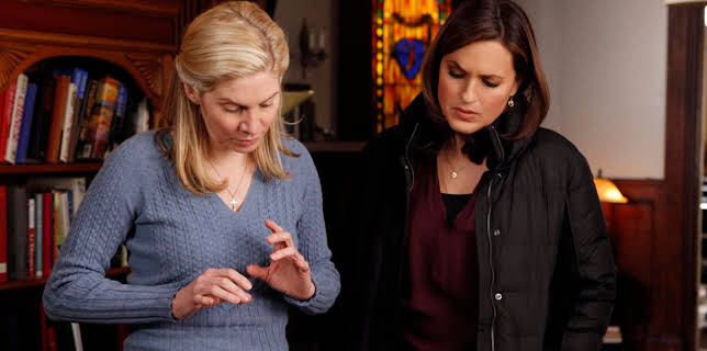 10:55 PM: Law & Order: Special Victims Unit (S12 E20) (S12) | 5 USA | 11/17 2025