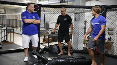 22:00: Tanked (S8 E15) (S8) | Animal Planet | 12/28 2025