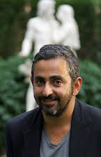 Éric Toledano som Director