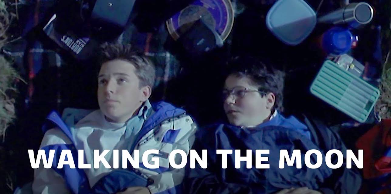 Walking on the Moon (1999)
