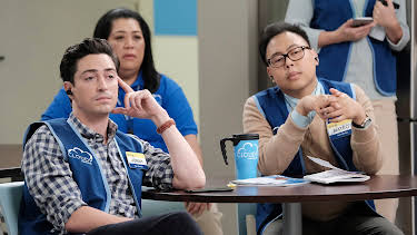 11:30: Superstore (S5 E3) (S5) | Viasat Series | 6/26 2026