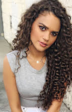 Madison Pettis as 
