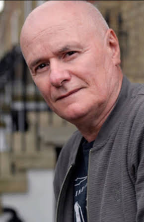 Dave Johns as 