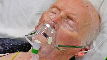 12:05 AM: 24 Hours in A&E | More 4 | 12/30 2025