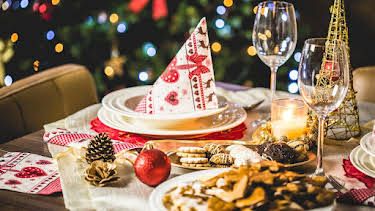 9:20 AM: Greatest Family Christmas Hits | Channel 5 | 12/25 2025