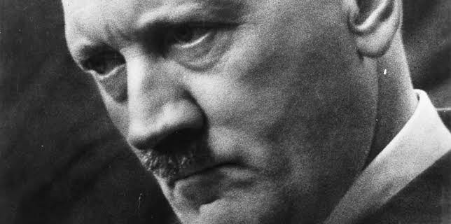 02:40: De som kjente Hitler: Fanatiker | NRK 1 | 1/26 2026