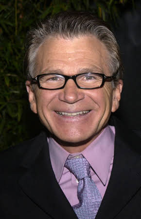 David Leisure as 