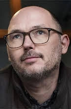 Jesper Rofelt som Director