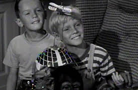 Dennis The Menace, Season One: Mr. Wilson's Award