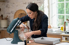 Magnolia Table with Joanna Gaines, Season 1: Weekend Game Day Snacks