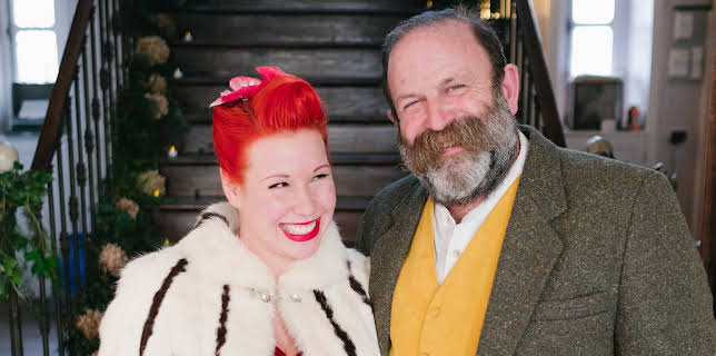 8:55 AM: Escape to the Chateau at Christmas | More 4 | 12/4 2025