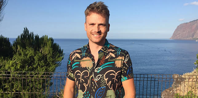 12:05 PM: A Place in the Sun | More 4 | 2/22 2026