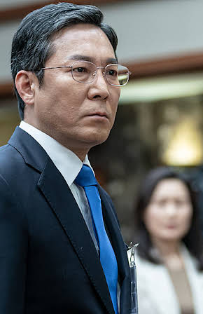 Jin-ho Choi as 