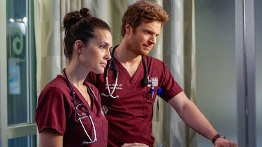 04:00: Chicago Med (S3 E19) (S3) | Viasat Series | 8/5 2026