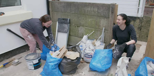 12:00 PM: The Great House Giveaway | More 4 | 11/27 2025