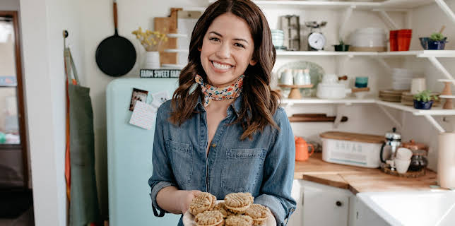 08:35: Gårdskjøkkenet (S13 E10) (S13) | TLC | 10/31 2025