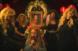 La casa de las flores: KRYSANTEMUM (symboliserar smärta)