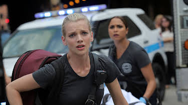 03:00: Chicago Fire (S5 E2) (S5) | Viasat Series | 9/22 2026