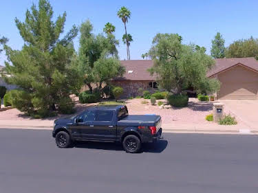 04:45: Die Home-Makeover Challenge - Fix it, Flip it, Sell it | Sixx | 5/13 2026