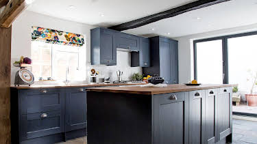 10:00 AM: George Clarke's Old House New Home | 4 Seven | 1/3 2026