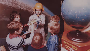 11:00: Immer bereit - Junge Pioniere in der DDR | ZDFinfo | 3/28 2026